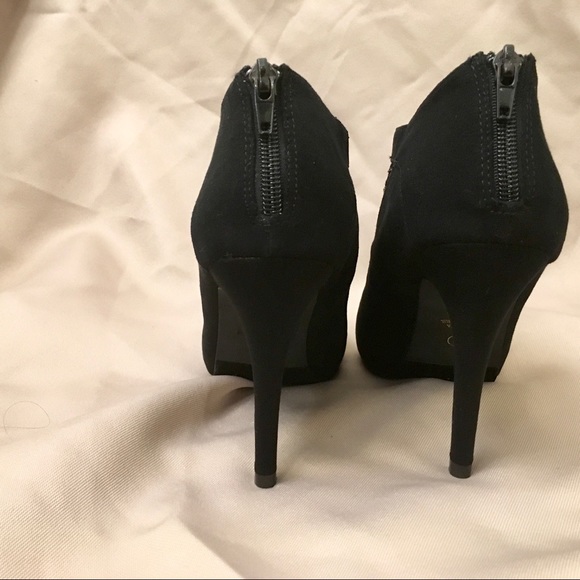 🌟 Styluxe - Black Billion Bootie - Picture 7 of 8